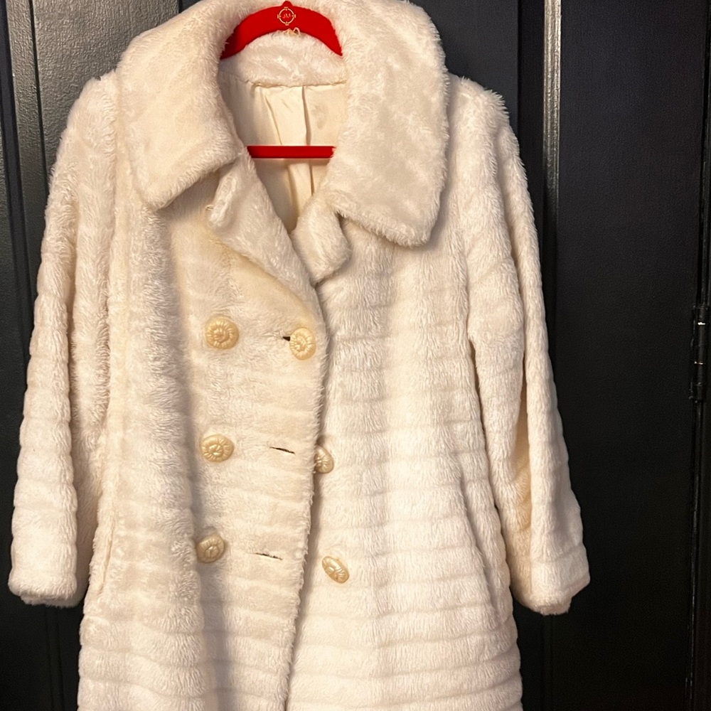 Women’s Vintage Elegant Cream Double-Breasted Faux Fur